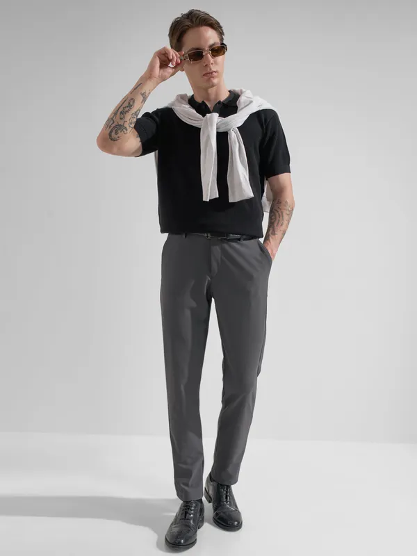 Highlander Men Charcoal Slim Fit Solid Formal Trouser