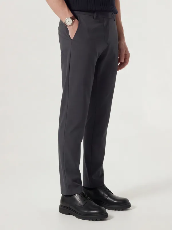 Highlander Men Charcoal Slim Fit Solid Formal Trouser