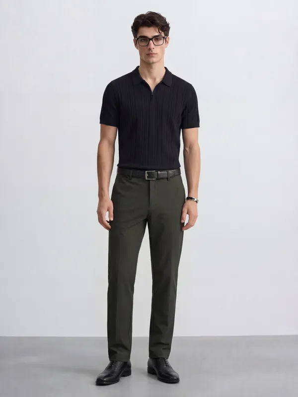 Highlander Men Olive Slim Fit Solid Formal Trouser