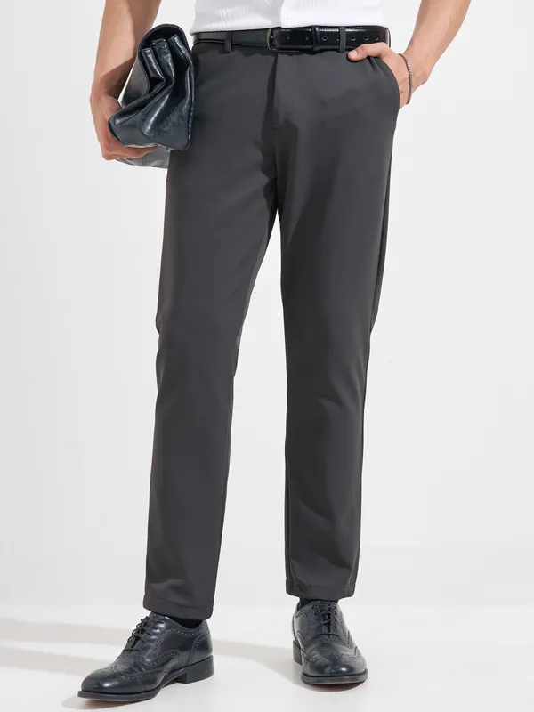 Highlander Men Grey Slim Fit Solid Formal Trouser