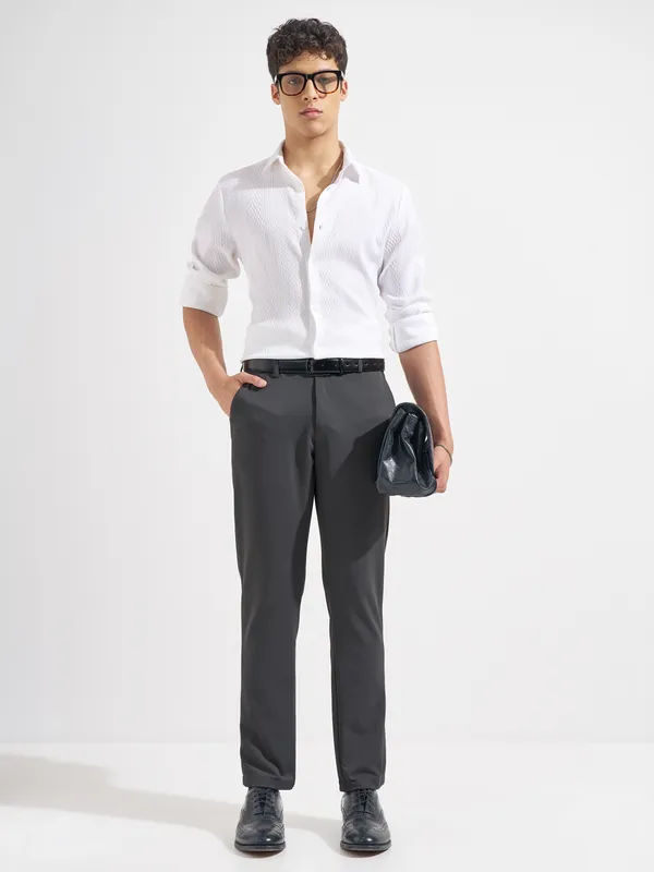 Highlander Men Grey Slim Fit Solid Formal Trouser