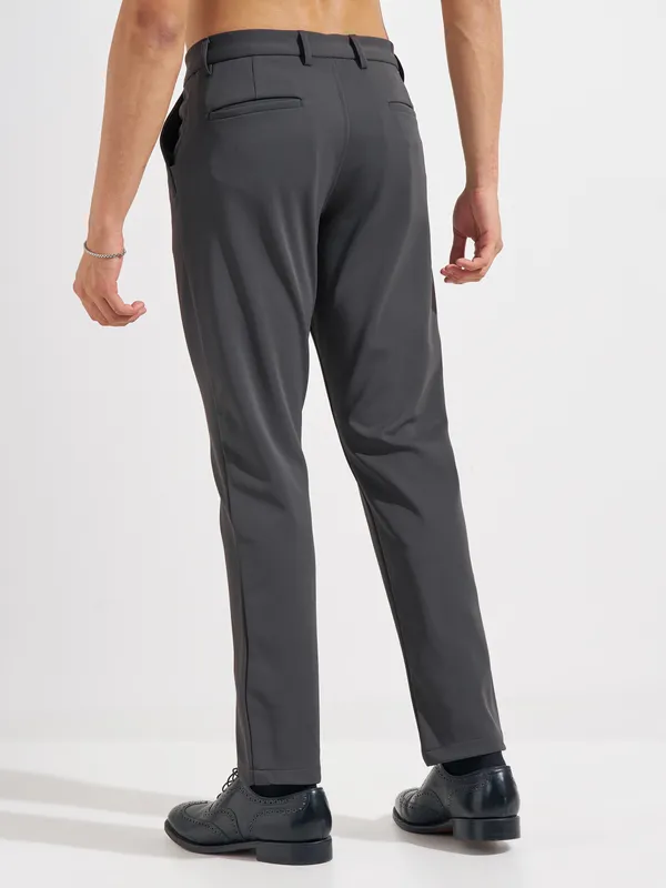 Highlander Men Grey Slim Fit Solid Formal Trouser