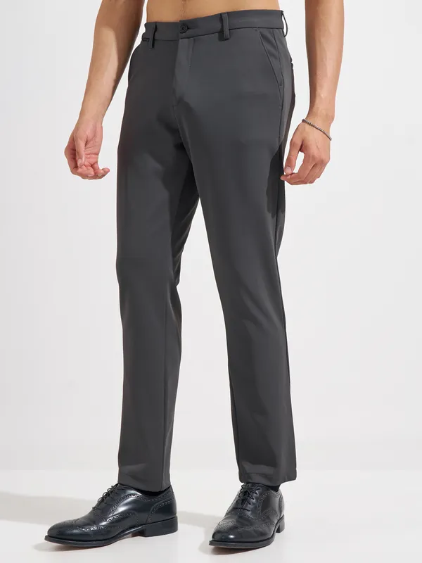 Highlander Men Grey Slim Fit Solid Formal Trouser