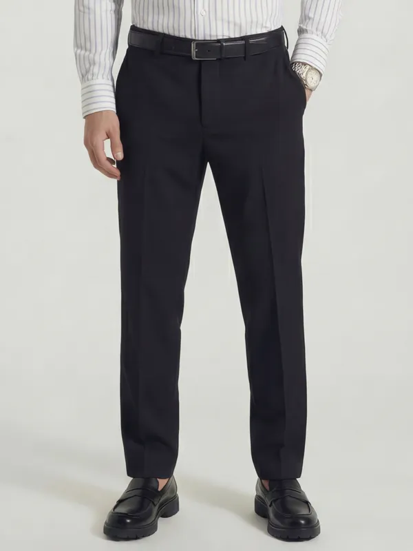 Highlander Men Charcoal Slim Fit Solid Formal Trouser