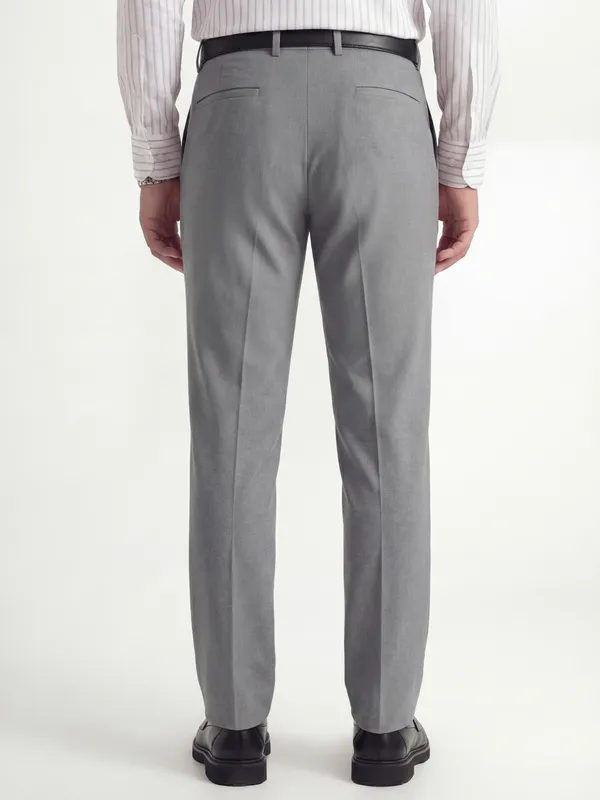 Highlander Men Grey Slim Fit Solid Formal Trouser