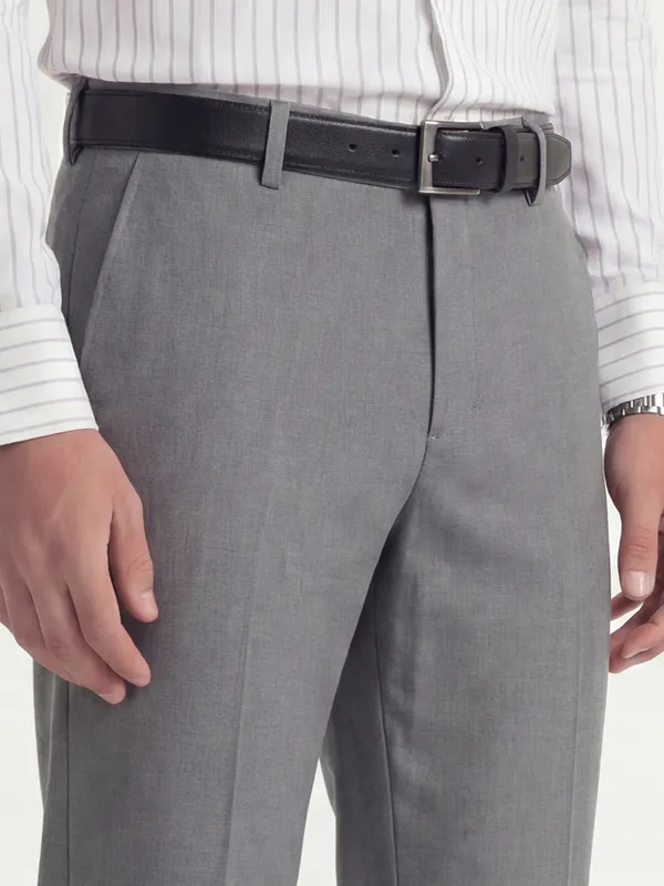 Highlander Men Grey Slim Fit Solid Formal Trouser