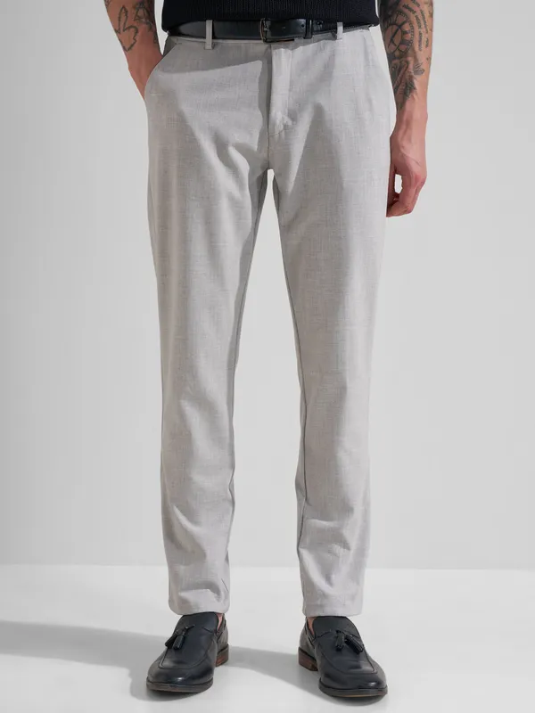 Highlander Men Grey Slim Fit Solid Formal Trouser