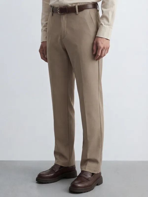 Highlander Men Khaki Slim Fit Solid Formal Trouser