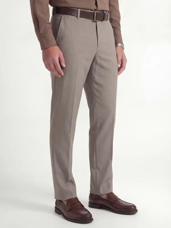 Highlander Men Tan Slim Fit Solid Formal Trouser