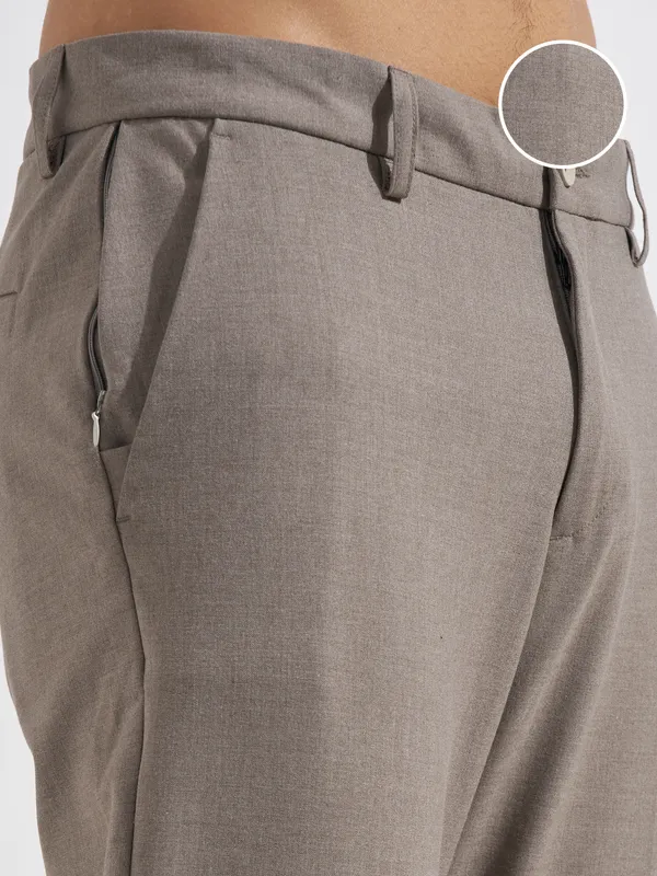 Highlander Men Tan Slim Fit Solid Formal Trouser