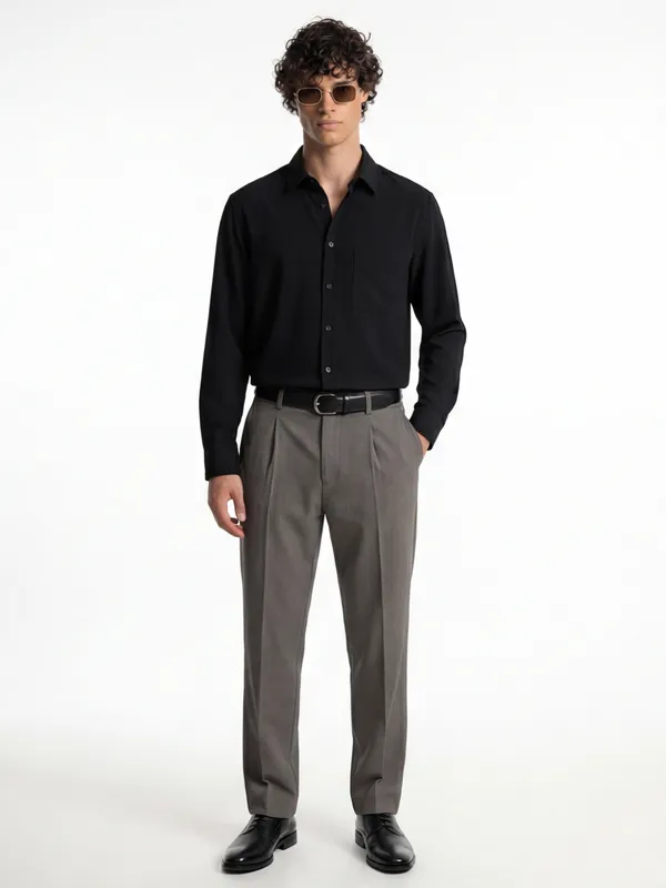 Highlander Men Grey Slim Fit Solid Formal Trouser