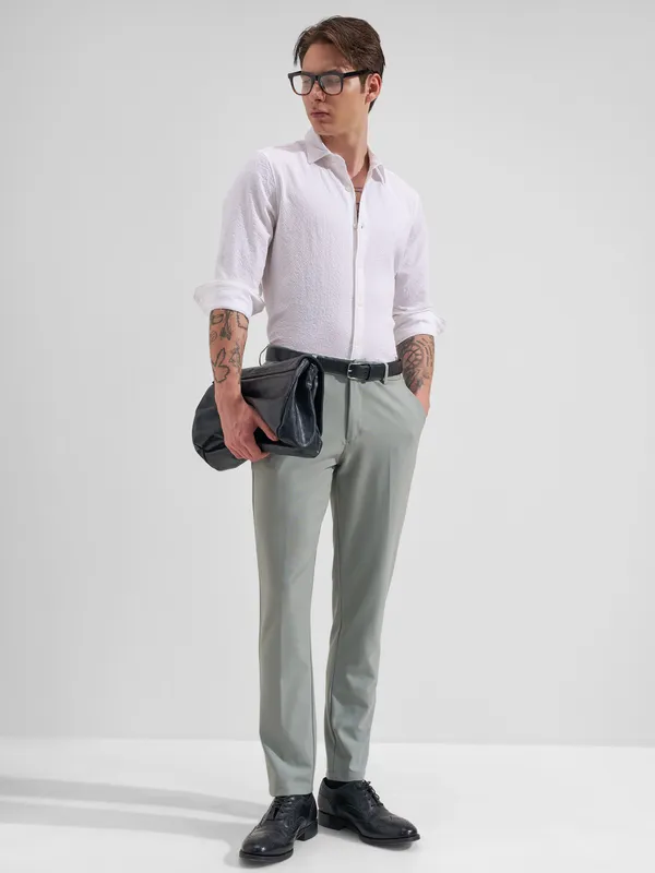 Highlander Men Grey Slim Fit Solid Formal Trouser