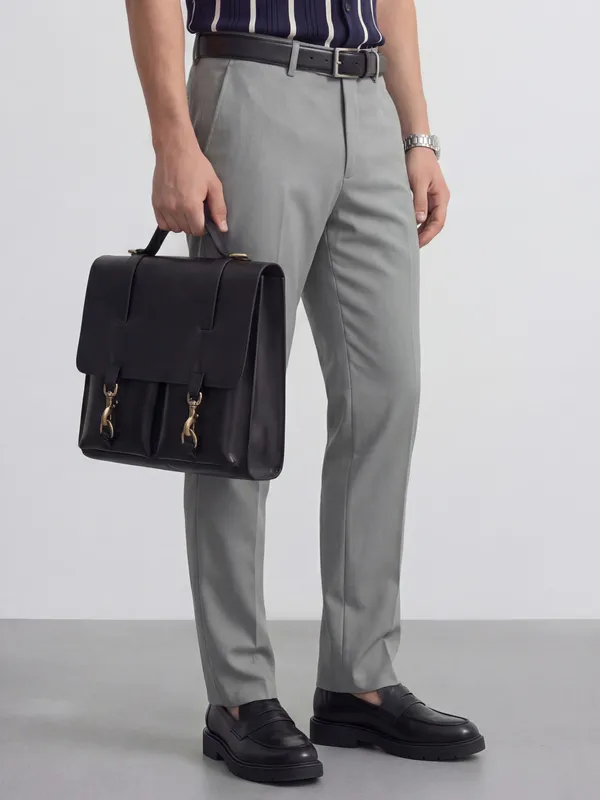 Highlander Men Grey Slim Fit Solid Formal Trouser