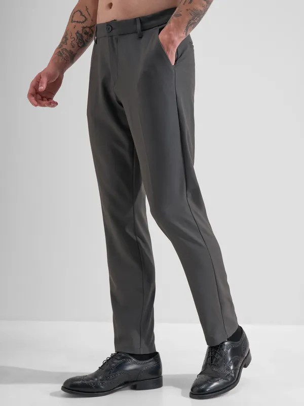 Highlander Men Charcoal Slim Fit Solid Formal Trouser
