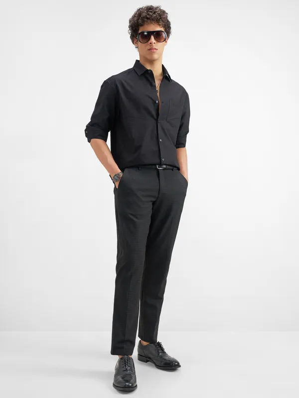 Highlander Men Brown Slim Fit Checked Regular Trouser