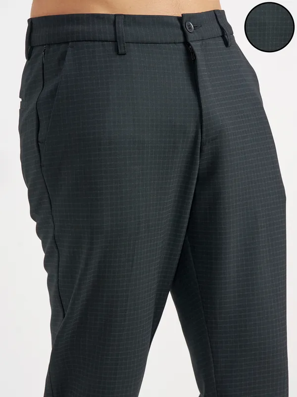 Highlander Men Black Slim Fit Checked Formal Trouser