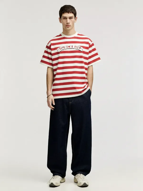 Highlander Men Off White Striped Round Neck Oversized Fit T-Shirt