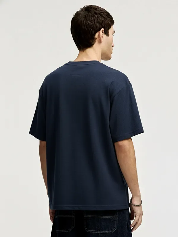 Highlander Men Navy Blue Self Design Round Neck Oversized Fit T-Shirt