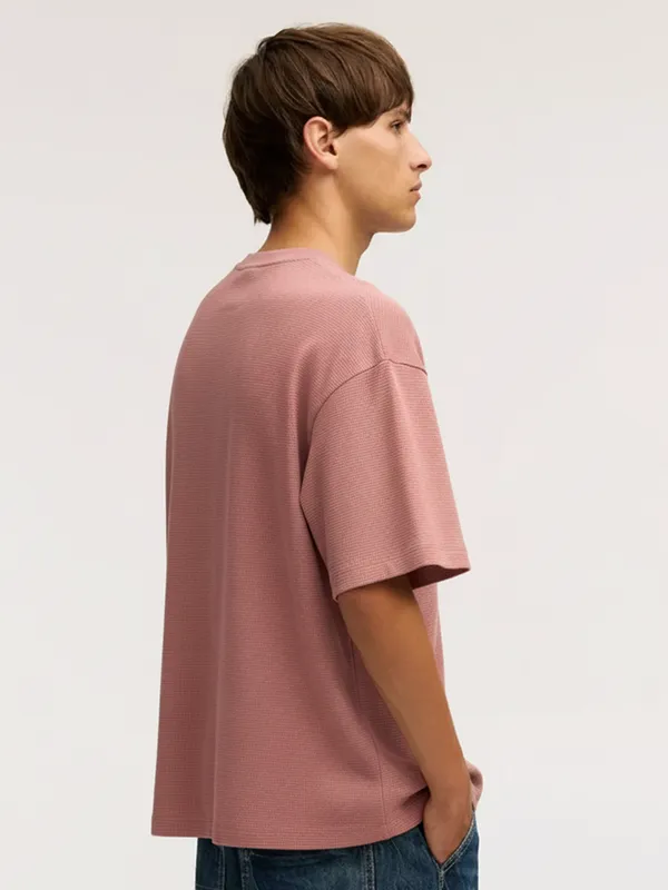 Highlander Men Peach Self Design Henley Neck T-Shirt