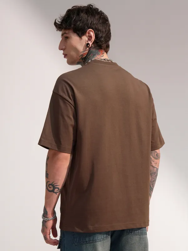 Highlander Men Brown Printed Round Neck Oversized Fit T-Shirt