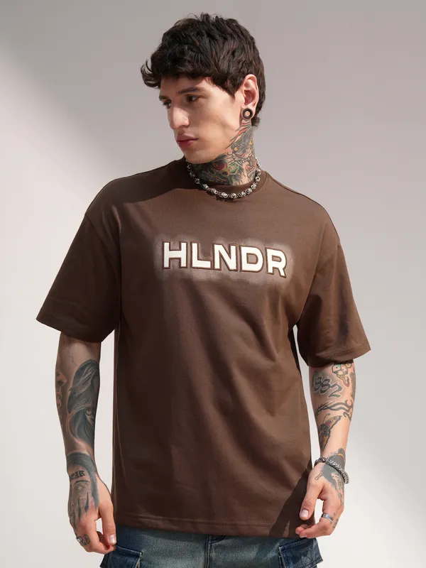 Highlander Men Brown Printed Round Neck Oversized Fit T-Shirt