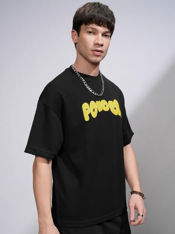 Highlander Men Black Applique Round Neck Oversized Fit T-Shirt