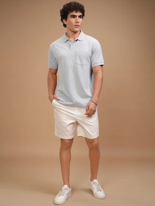 Highlander Men Grey Solid Polo Collar T-Shirt