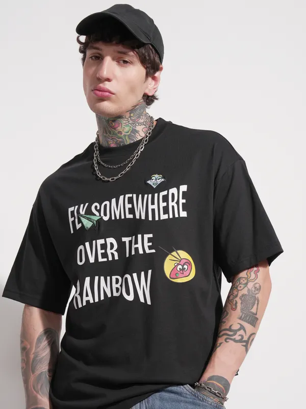 Highlander Men Black Printed Round Neck Oversized Fit T-Shirt