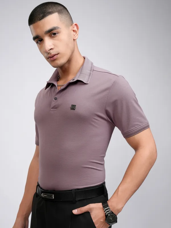 Highlander Men Mauve Solid Polo Collar T-Shirt