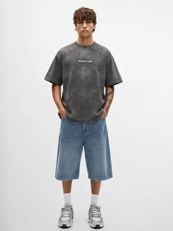 Highlander Men Grey Self Design Round Neck Oversized Fit T-Shirt