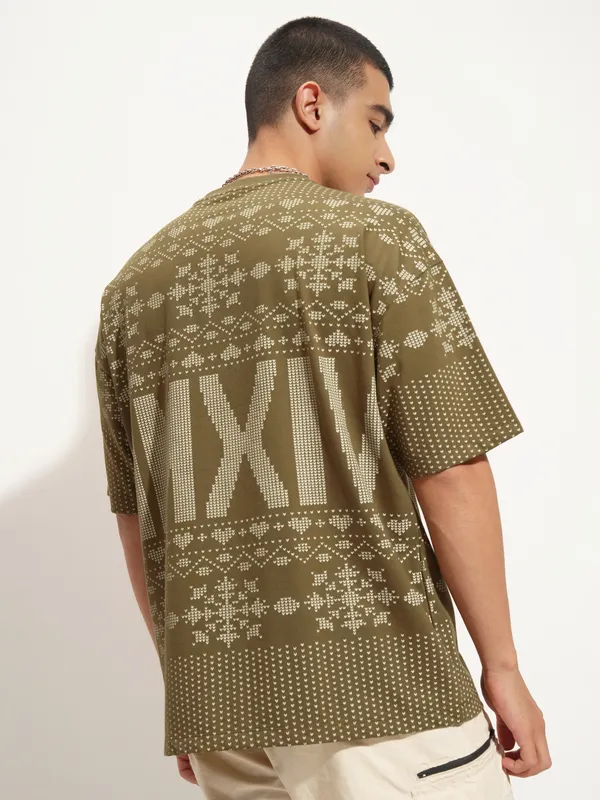Highlander Men Olive Printed Round Neck Oversized Fit T-Shirt
