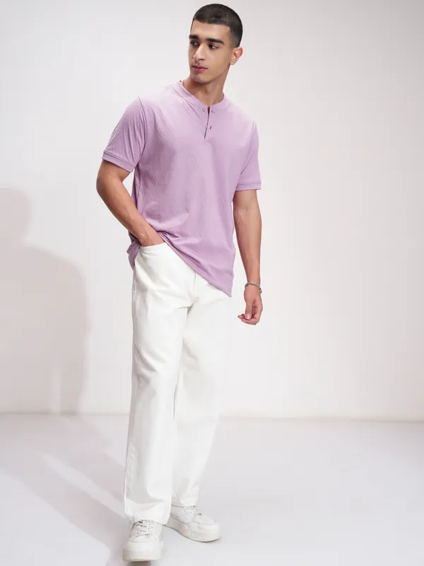Highlander Men Mauve Self Design Henley Neck Relaxed Fit T-Shirt