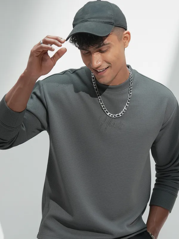 Highlander Men Grey Self Design Round Neck Relaxed Fit T-Shirt
