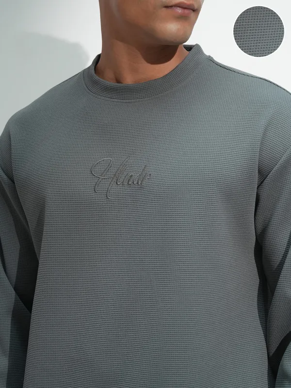Highlander Men Grey Self Design Round Neck Relaxed Fit T-Shirt