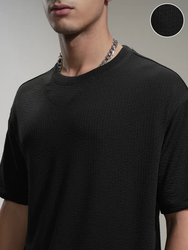 Highlander Men Black Self Design Round Neck Relaxed Fit T-Shirt