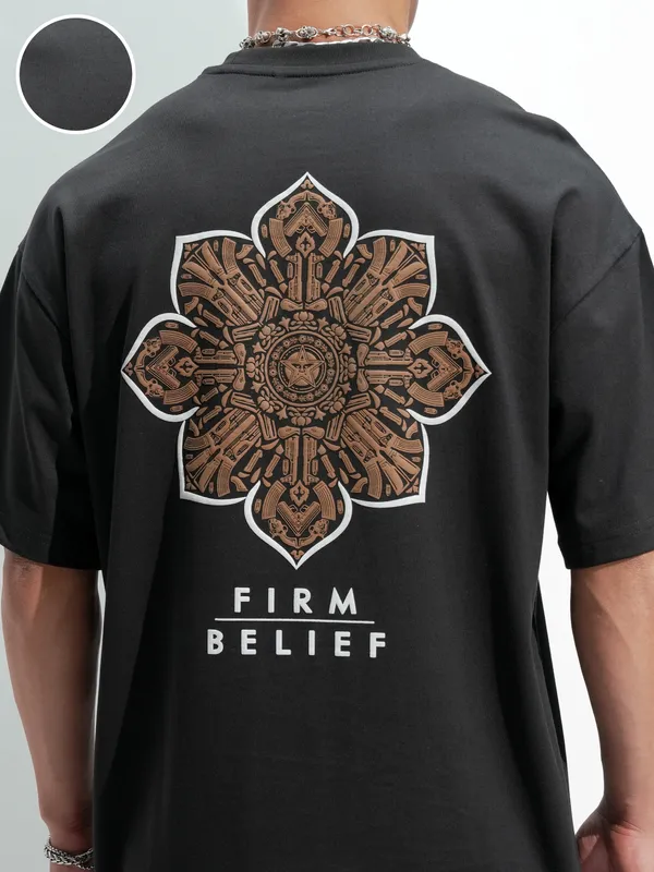 Highlander Men Black Printed Round Neck Oversized Fit T-Shirt