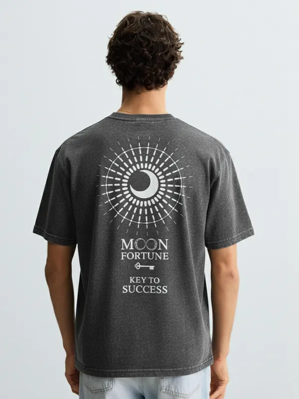 Highlander Men Black Printed Round Neck Oversized Fit T-Shirt