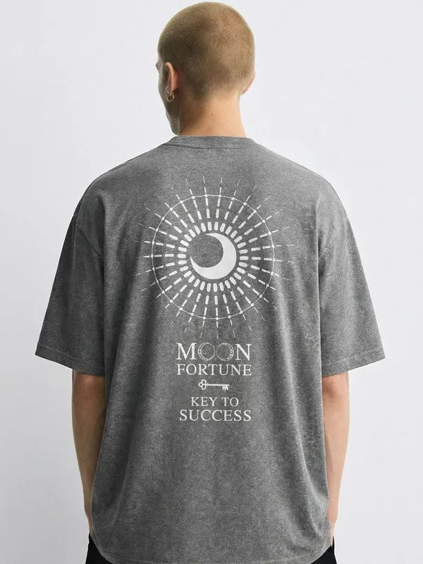 Highlander Men Black Printed Round Neck Oversized Fit T-Shirt