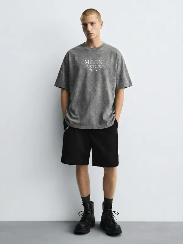 Highlander Men Black Printed Round Neck Oversized Fit T-Shirt