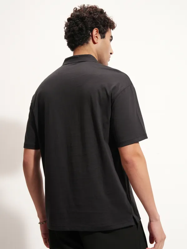 Highlander Men Black Solid Polo Collar T-Shirt