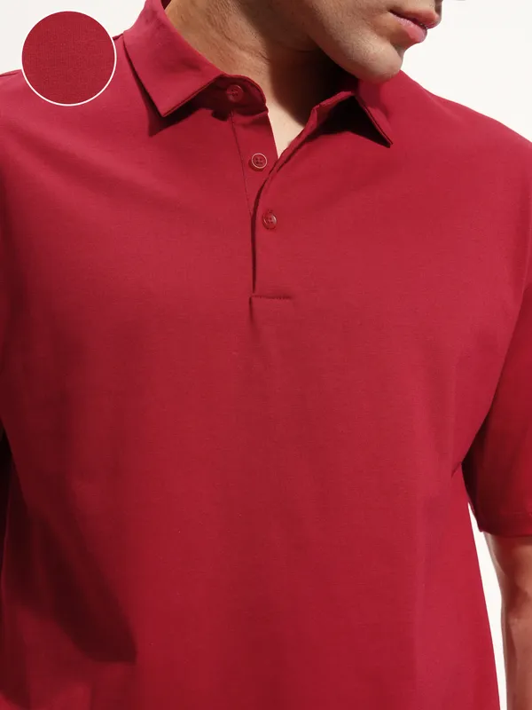 Highlander Men Maroon Solid Polo Collar T-Shirt