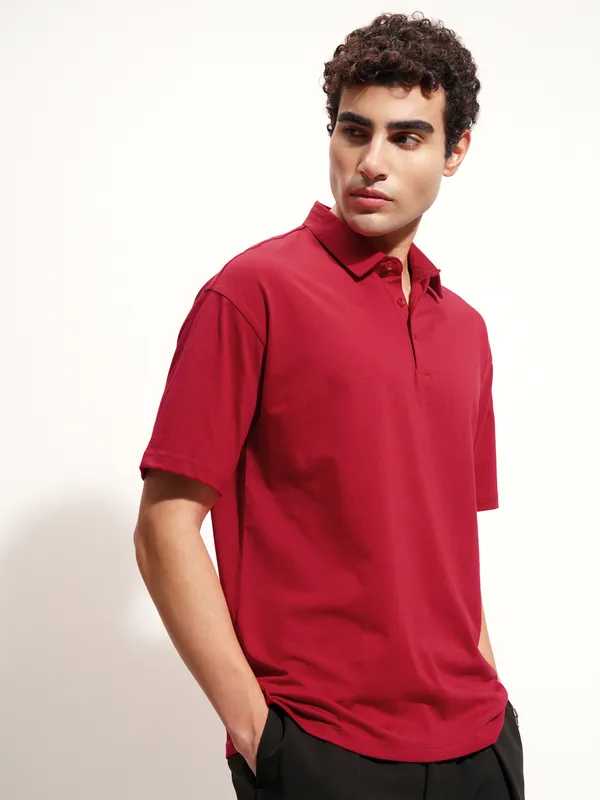 Highlander Men Maroon Solid Polo Collar T-Shirt