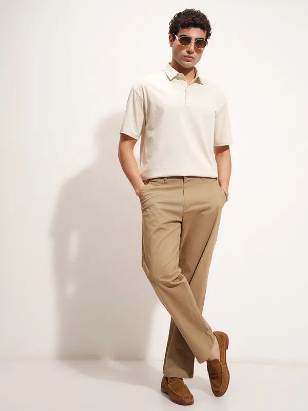 Highlander Men Cream Solid Polo Collar T-Shirt