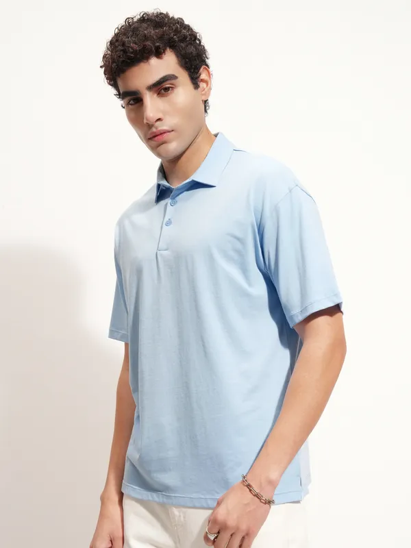 Highlander Men Blue Solid Polo Collar T-Shirt