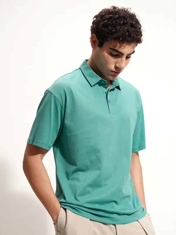 Highlander Men Sage Solid Polo Collar T-Shirt