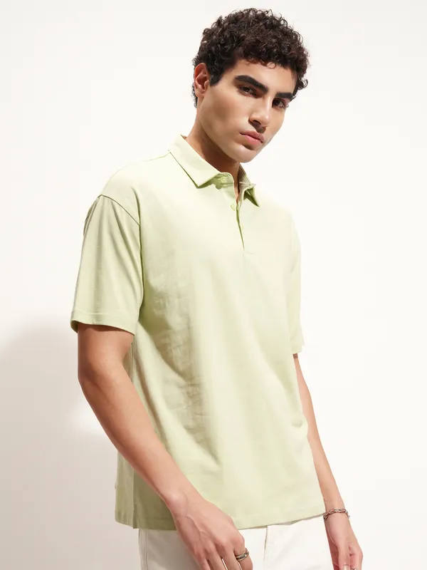 Highlander Men Green Solid Polo Collar T-Shirt