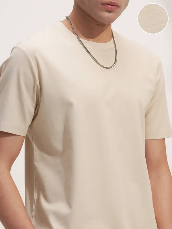 Highlander Men Beige Solid Round Neck T-Shirt