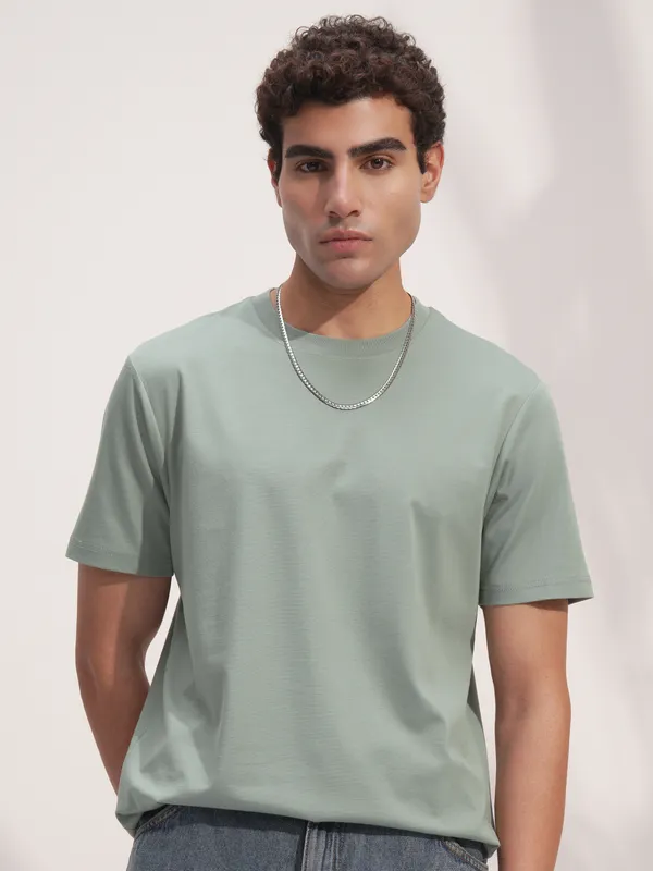 Highlander Men Green Solid Round Neck T-Shirt