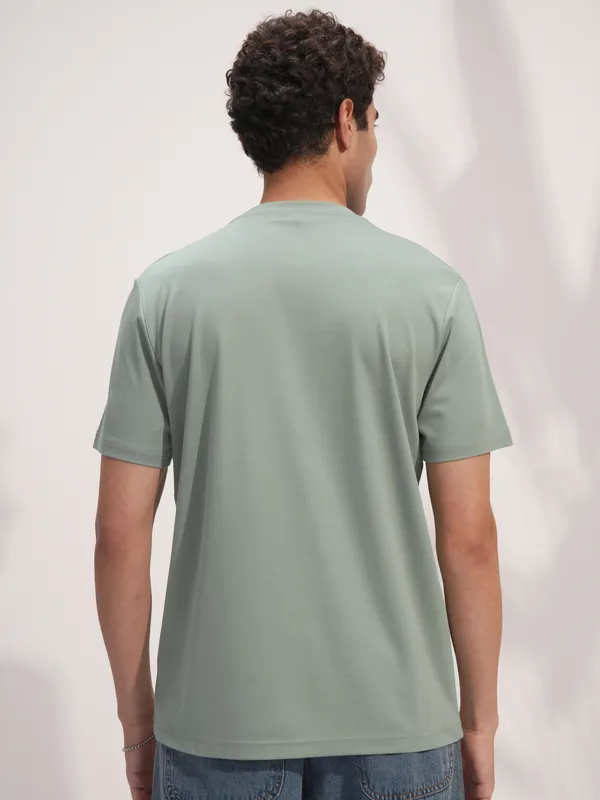 Highlander Men Green Solid Round Neck T-Shirt