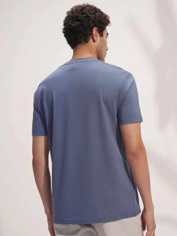 Highlander Men Blue Solid Round Neck T-Shirt